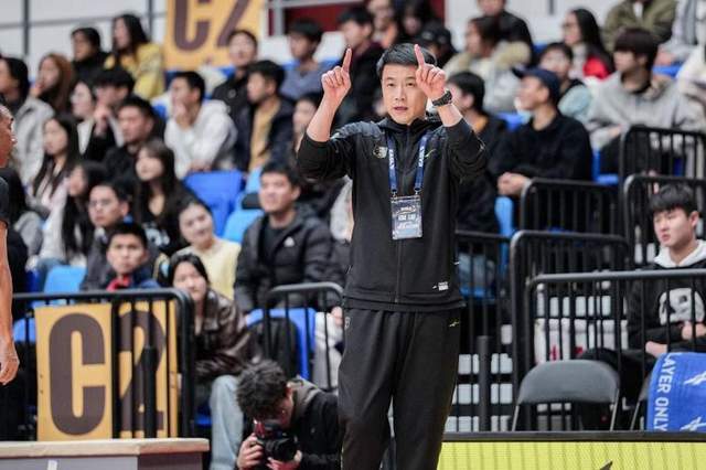 【深度复盘】冠军教头马龙为何放弃NBA?解析职业与校园篮球的人才流动密码 体育新闻 【深度复盘】冠军教头马龙为何放弃NBA?解析职业与校园篮球的人才流动密码 体育新闻 【深度复盘】冠军教头马龙为何放弃NBA?解析职业与校园篮球的人才流动密码 体育新闻