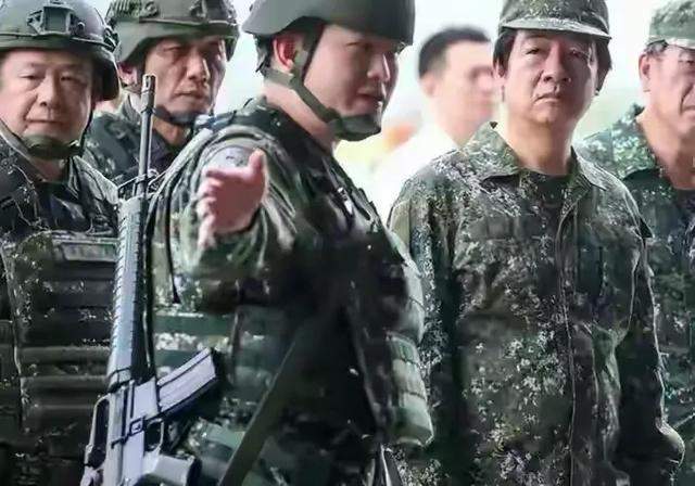统一之后,二十万人的出路在哪里?——一个关于选择与重生的故事 新闻 统一之后,二十万人的出路在哪里?——一个关于选择与重生的故事 新闻 统一之后,二十万人的出路在哪里?——一个关于选择与重生的故事 新闻